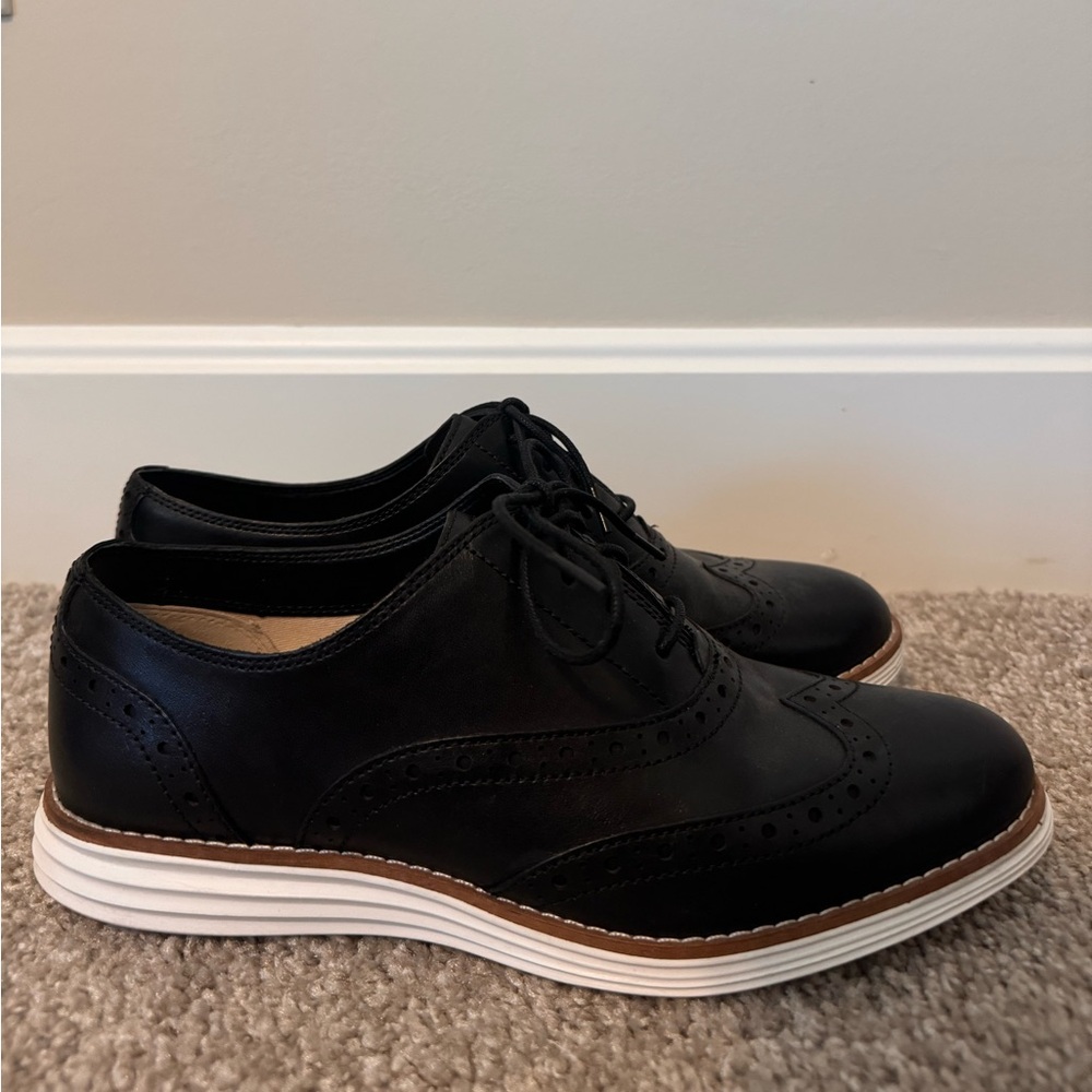 Black Leather Oxford Shoes — Cole Haan